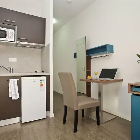 Odalys Le Jardin Des Lettres Отель