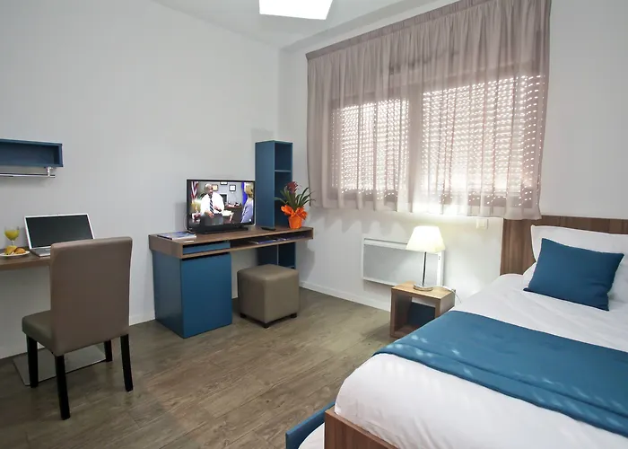 Odalys Le Jardin Des Lettres Hotel Tours