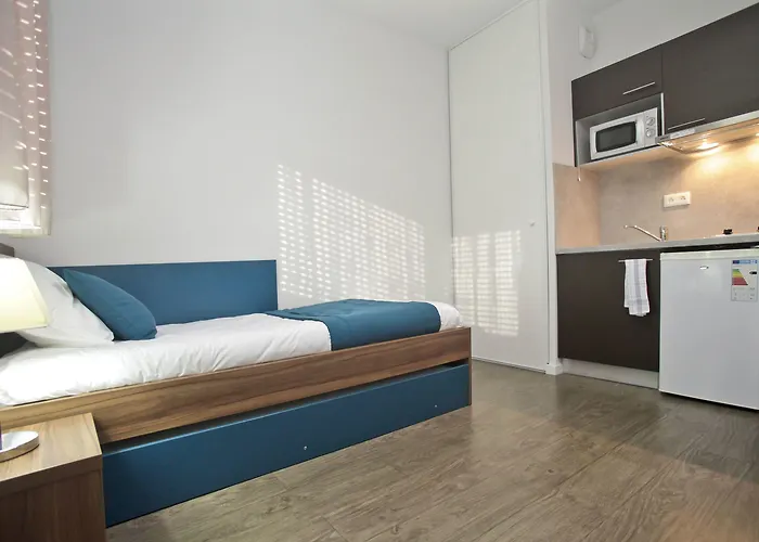 Odalys Le Jardin Des Lettres Hotel Tours